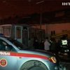 В Львове угонщик врезался на трамвае в жилой дом