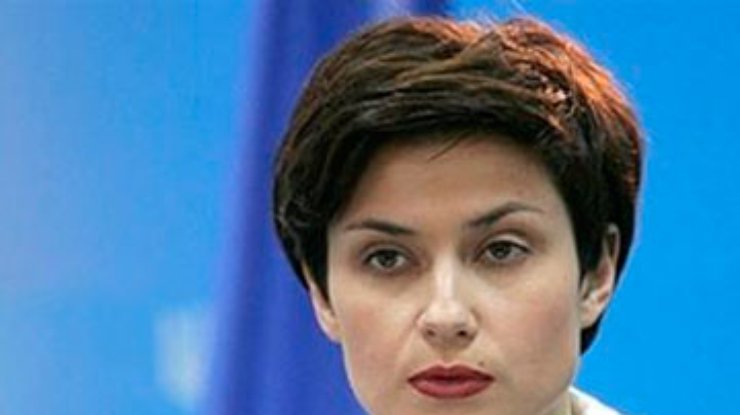 Ванникова уверяет, что партия "Наша Украина" не распущена