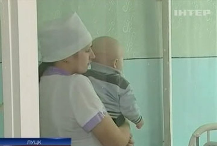 Жительница Луцка пыталась продать своего 10-месячного сына