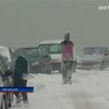 Северо-запад Франции завалило снегом