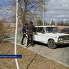 В Кременчуге двое несовершеннолетних напали на таксиста и угнали машину