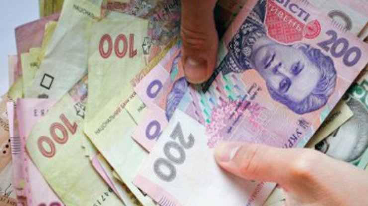 Выплаты внешних долгов не ударят по гривне, - эксперт