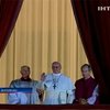 Папа римский скромный в быту и любит футбол