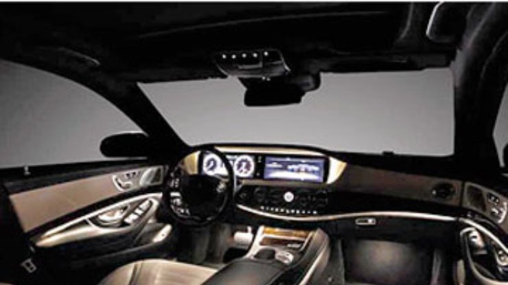Новый Mercedes-Benz S-Class получил в салон 156 кнопок