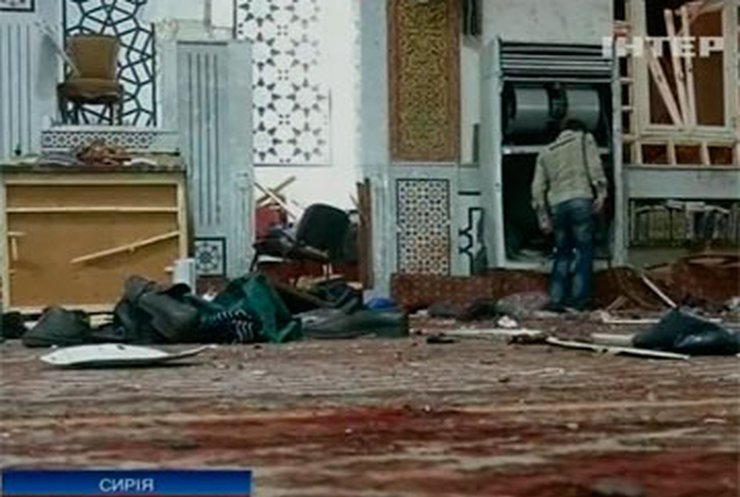В Сирии смертник подорвал себя в мечети