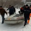 В Черкасской области спасли 5 рыбаков, севших на мель
