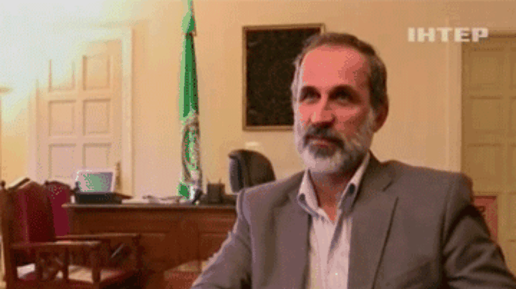 Лидер сирийских оппозиционеров ушел в отставку
