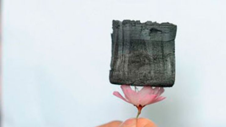 Китайские ученые создали самый легкий материал в мире