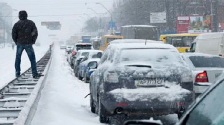 Масштабные пробки в Киеве продлятся еще три дня