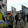 Застройщики продолжили снос Берлинской стены