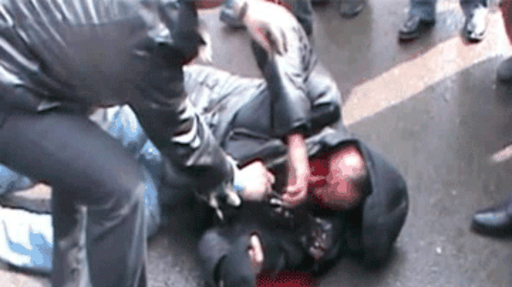 В Одессе ранили двоих участников акции в поддержку Евгения Хайкина