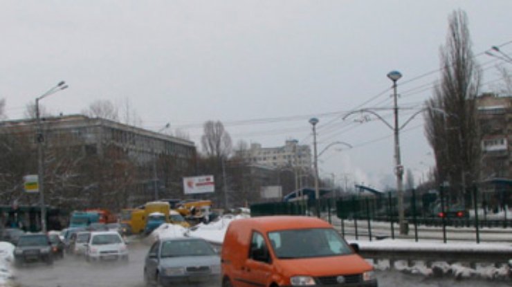 В Киев из областей стягивается спасательная техника