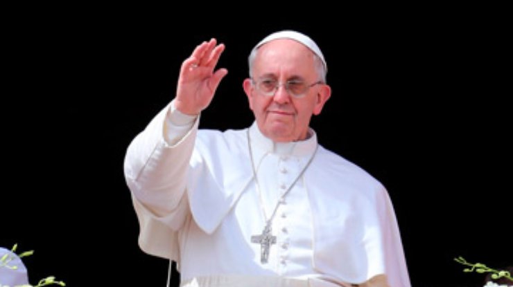 Четверть миллиона людей собрались в Ватикане на пасхальную службу