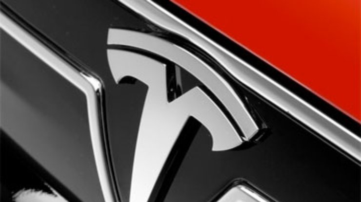 Компания Tesla впервые за 10 лет получила прибыль