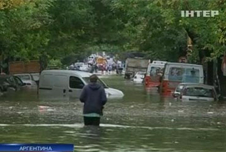 Наводнение в Буэнос-Айресе унесло 25 жизней