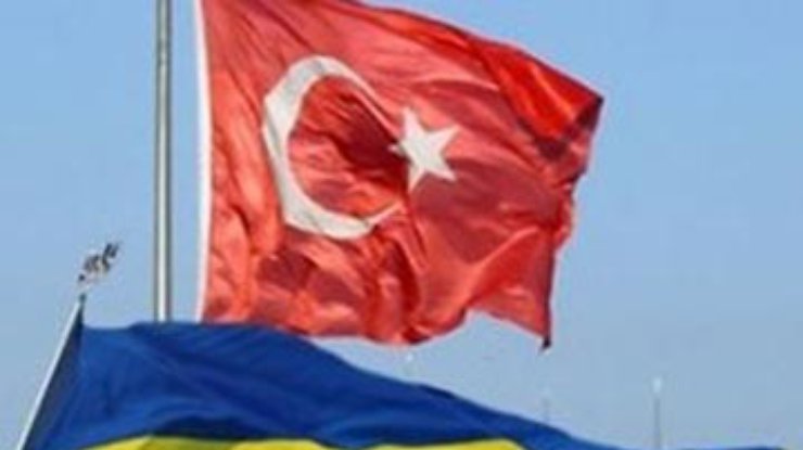 Турция может облегчить проход украинских танкеров с газом через Босфор, - эксперт