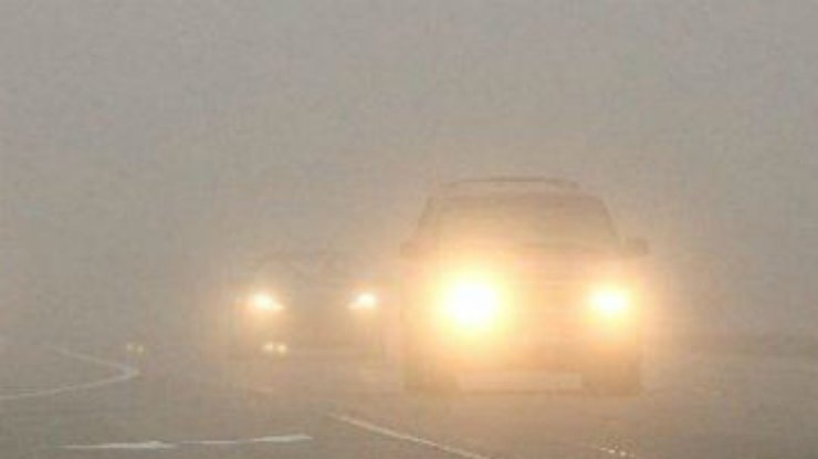 ГАИ призывает водителей не "лихачить" в связи с туманами