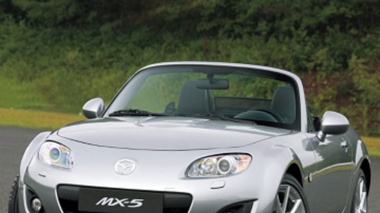 Новый родстер Mazda MX-5 может стать дизельным