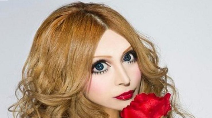 В Японии девушка сделала 30 пластических операций, чтобы стать похожей на Барби