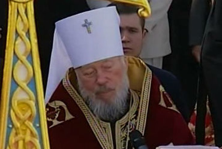 Митрополит Владимир помолился за погибших воинов Великой Отечественной войны