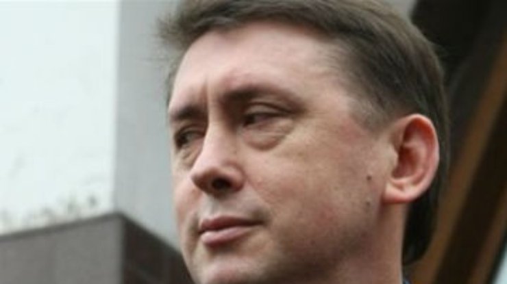 Мельниченко заблокировал в комнате председателя и секретаря Васильковской ТИК