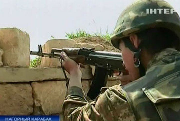 В Нагорном Карабахе одновременно с Днем Победы отмечают перемирие с Азербайджаном