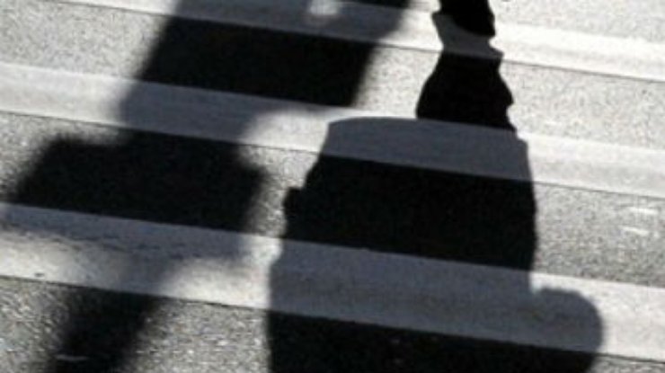 В Червонограде пьяная девушка на микроавтобусе сбила на "зебре" мальчика и уехала