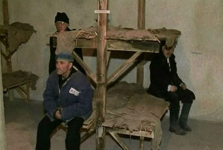 В Казахстане провели ночную экскурсию по музею репрессий