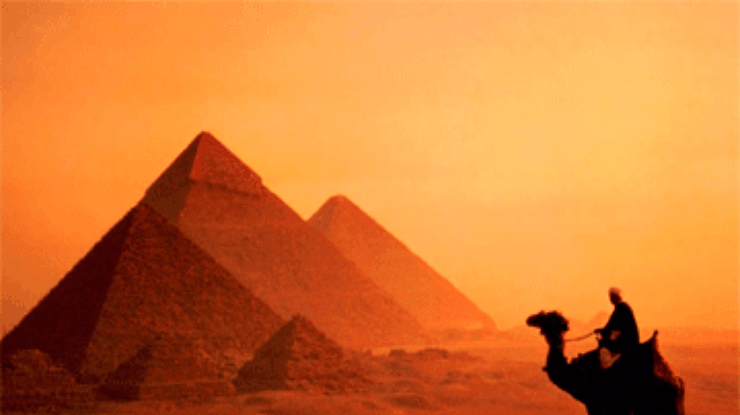 Ученые определили лучшее время для занятий любовью у древних египтян