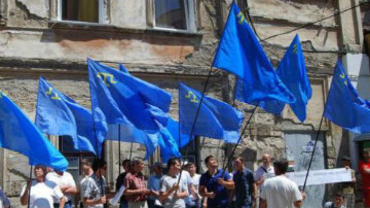 Скандал в Крыму: Оскорбленные татары требуют выдворить генконсула России