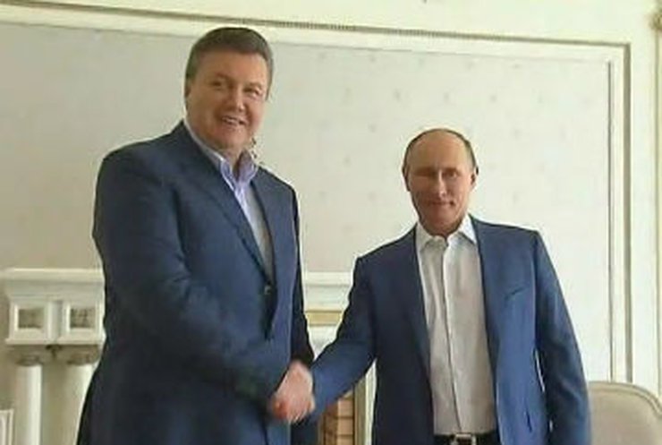 Янукович провел переговоры с Путиным