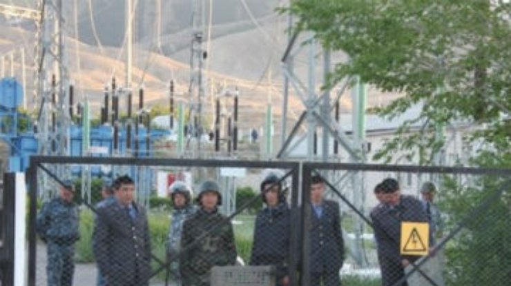 В Кыргызстане введено чрезвычайное положение