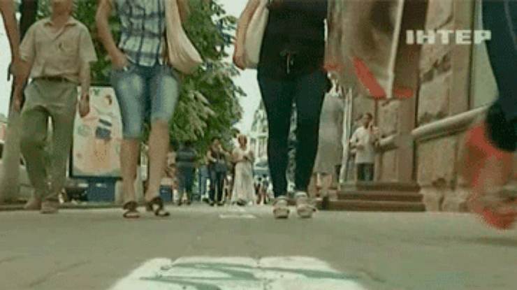 Кировоградские активисты нарисовали туристические маршруты на дорогах