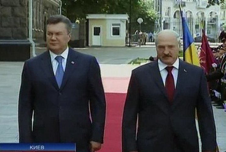 Сегодня в Киеве Янукович и Лукашенко провели переговоры