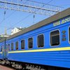 Подросток выпал из поезда, заснув у открытого окна