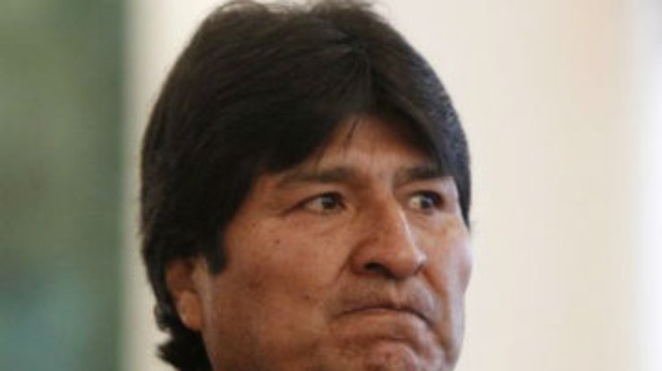 Президент Боливии грозится закрыть посольство США