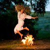 Девушка получила ожоги, прыгая через "купальский костер"