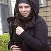 Вдова Царнаева-старшего начала новую жизнь: Красит ногти, ест фастфуд