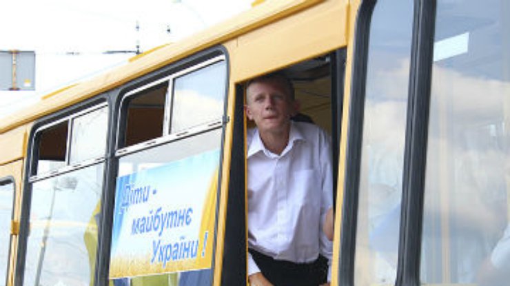 По Сумщине начали ездить школьные автобусы
