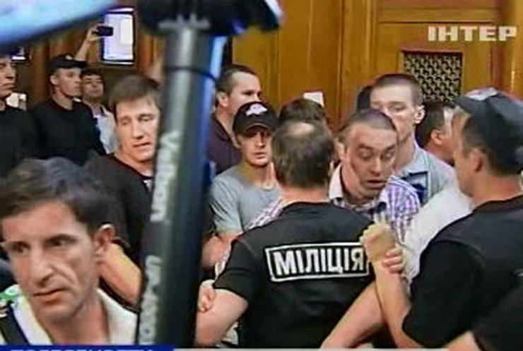 Оппозиция сорвала сессию Киевсовета