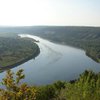 На Хмельнитчине спасли семь человек, дрейфовавших в надувной лодке