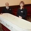 В Шотландии похоронное бюро предлагает клиентам гробы из шерсти