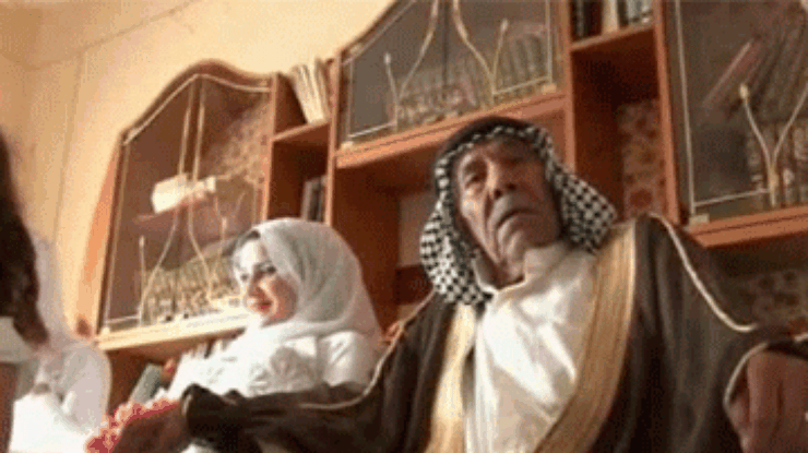 В Багдаде 92-летний мужчина женился на 22-летней девушке