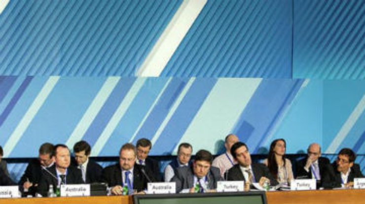 Страны G20 договорились не провоцировать "валютные войны"