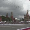 Пилоты Формулы-1 показали класс на улицах Москвы