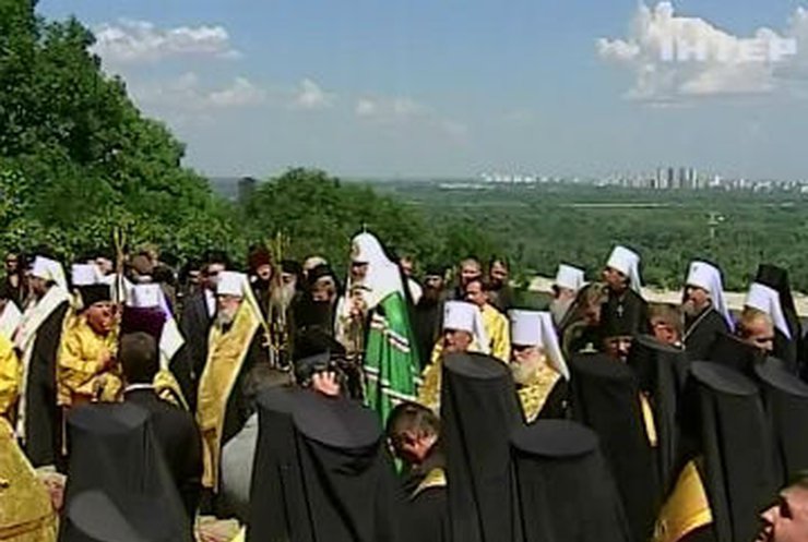 Православные христиане отмечают 1025-летие крещения Руси