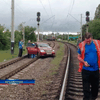 В Кременчуге поезд раздавил автомобиль, погиб водитель