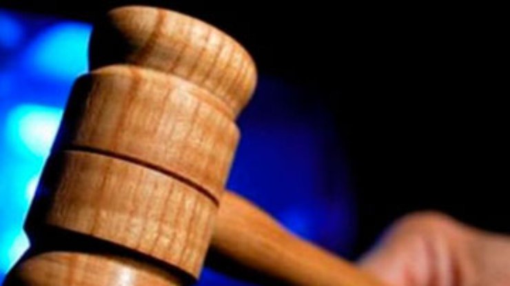Суд пока не смог назначить меру пресечения для "ректора-взяточника"