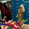 Американская артистка прошлась в купальнике из салата