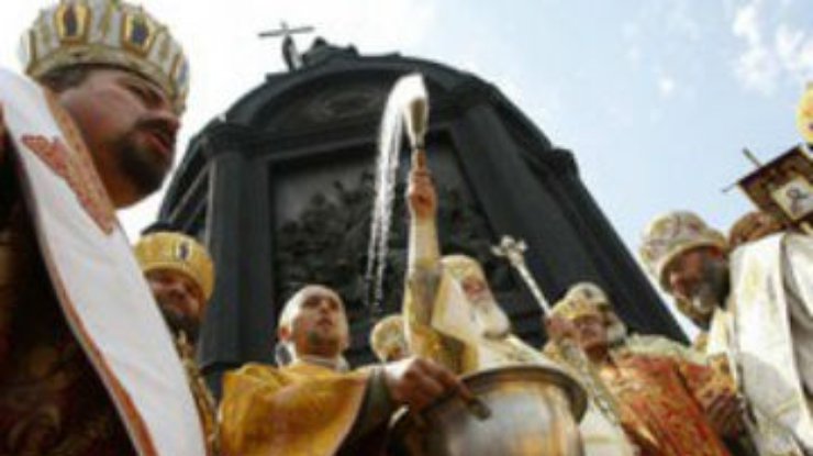 УПЦ КП откажется от каноничности ради самостоятельности